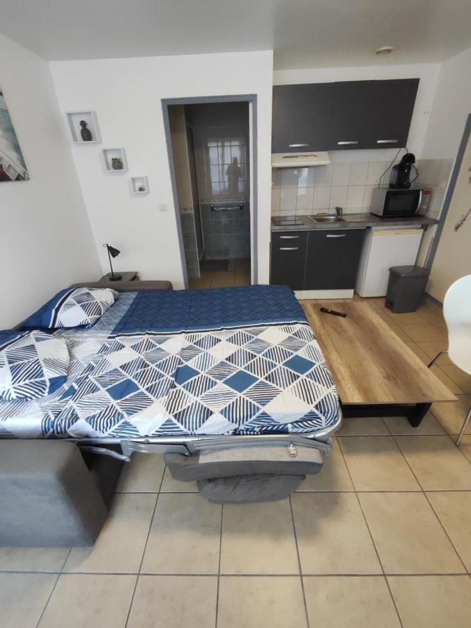 Studio 2 Personnes En Centre Ville Saint-Pierre-de-Plesguen Exteriör bild